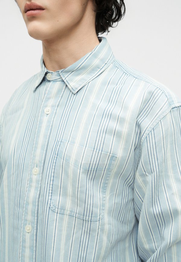 Abercrombie & Fitch DRAPEY