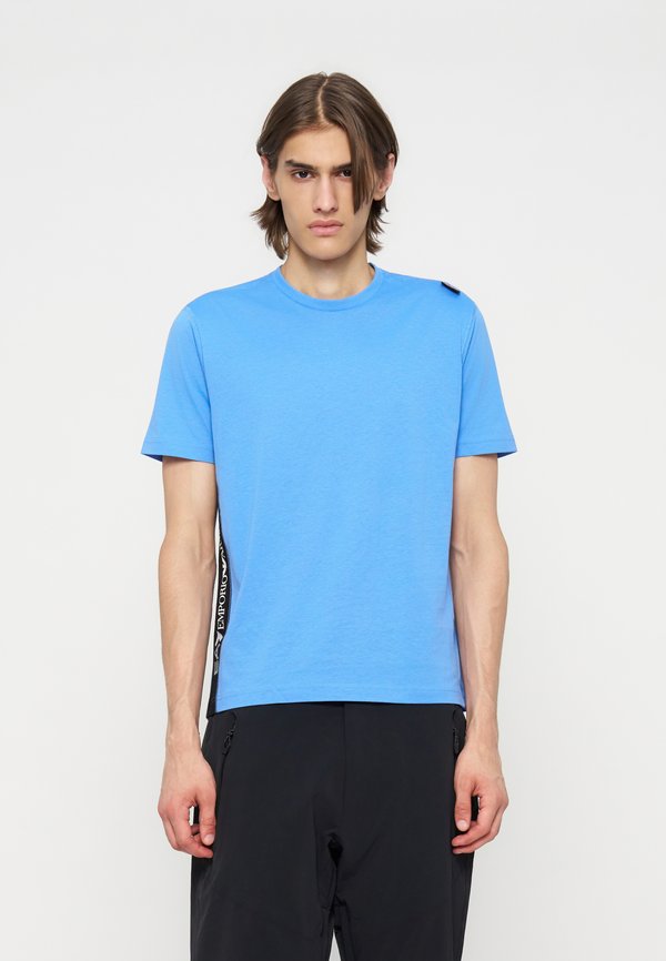 EA7 Emporio Armani T-SHIRT