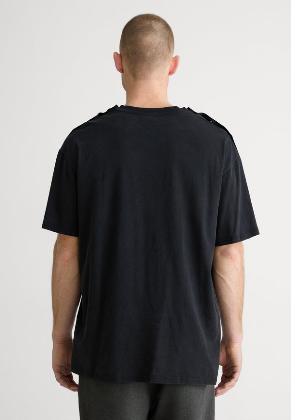 YOURTURN by Zalando ADAPTIVE TEE UNISEX