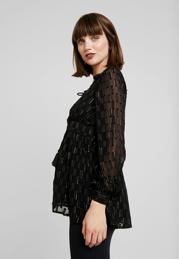 Mara Mea CLOUDY TREE