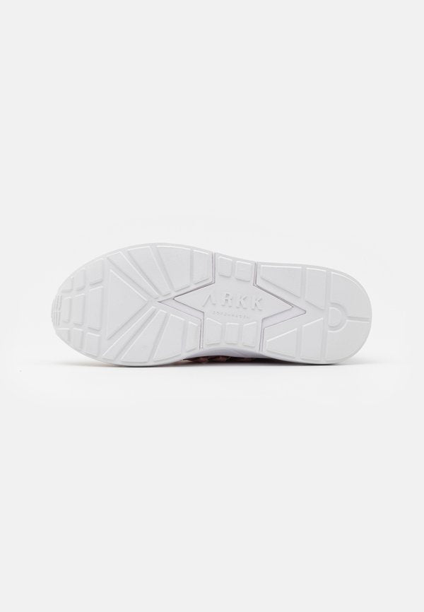 ARKK Copenhagen RAVEN S-E15 UNISEX