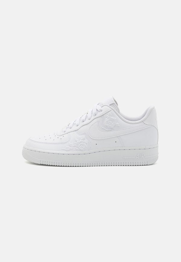 Nike Sportswear AIR FORCE 1 '07 SE - Trainers - white/black