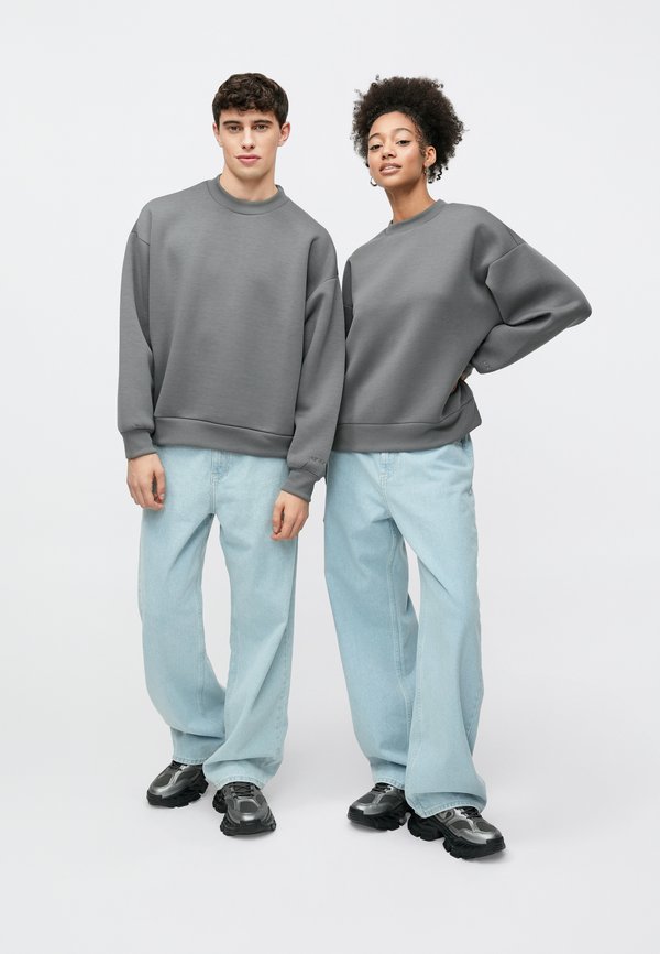 YOURTURN by Zalando UNISEX PREMIUM SCUBA RELAXED FIT SWEATSHIRT