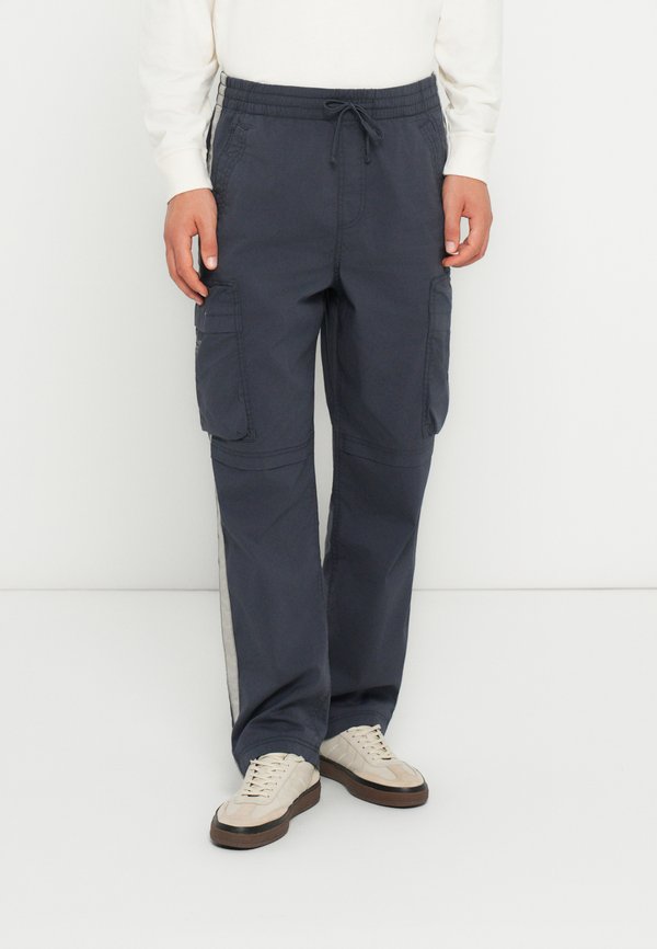 Hollister Co. BAGGY TRACK PANT