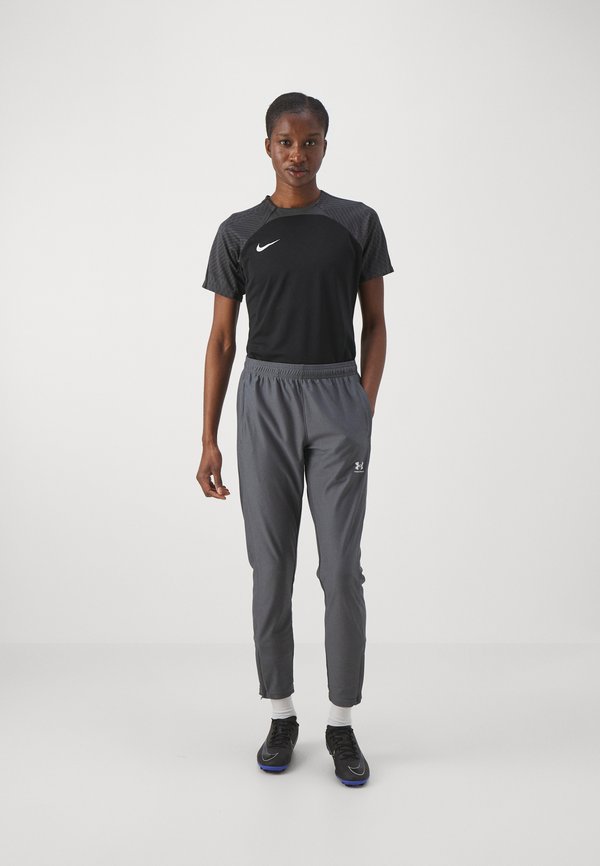 Under Armour CHALLENGER PIQUE