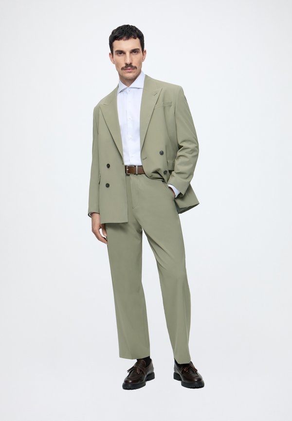 Selected RELAXED LIAM SUIT