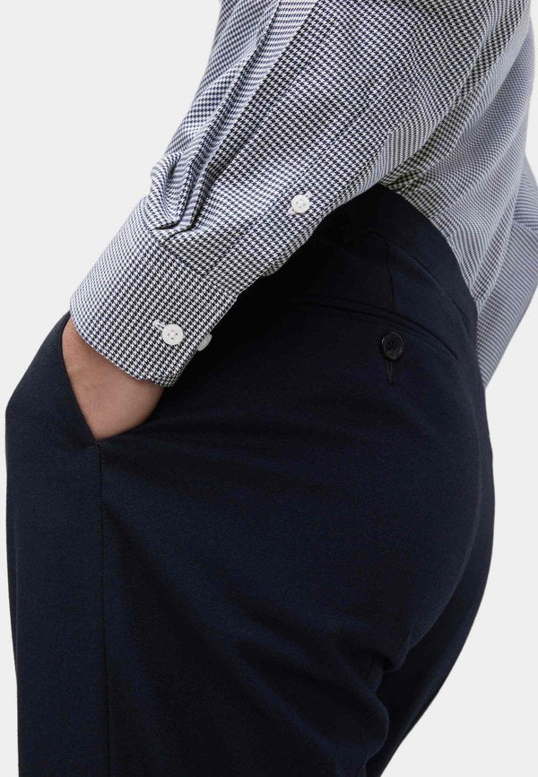Marks & Spencer REGULAR FIT ULTIMATE NON IRON TEXTURED
