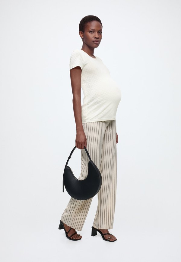 ONLY MATERNITY OLMMADISON  BABY TEE