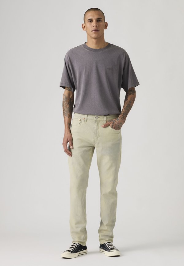 Levi's® 502® TAPER