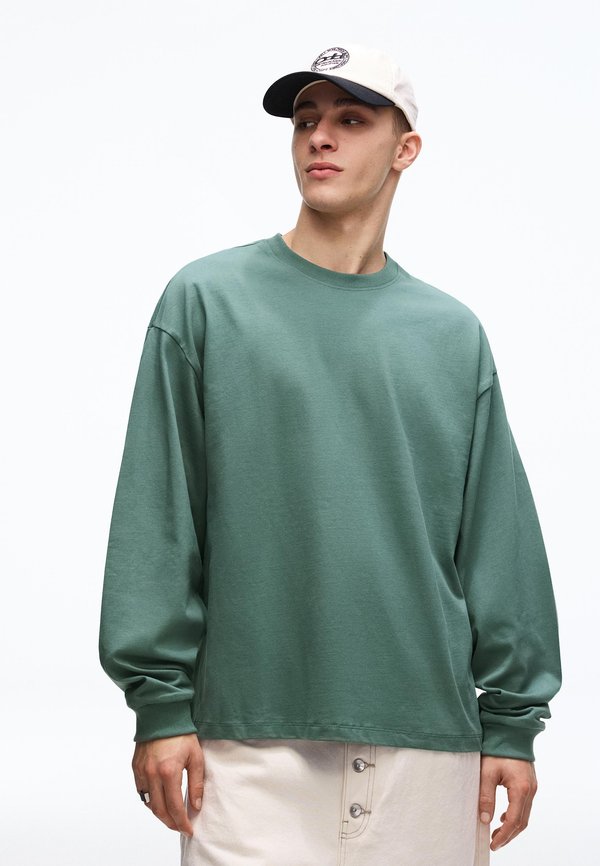 Bershka Long sleeved top - evergreen