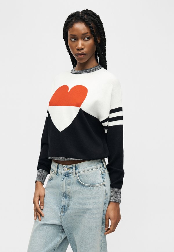 MOSCHINO JEANS