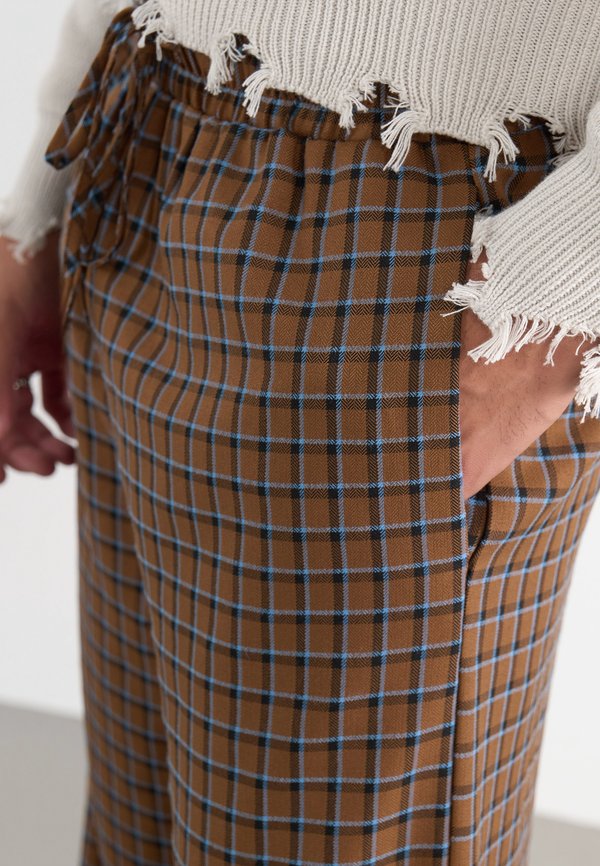 YOURTURN by Zalando WIDE LEG UNISEX