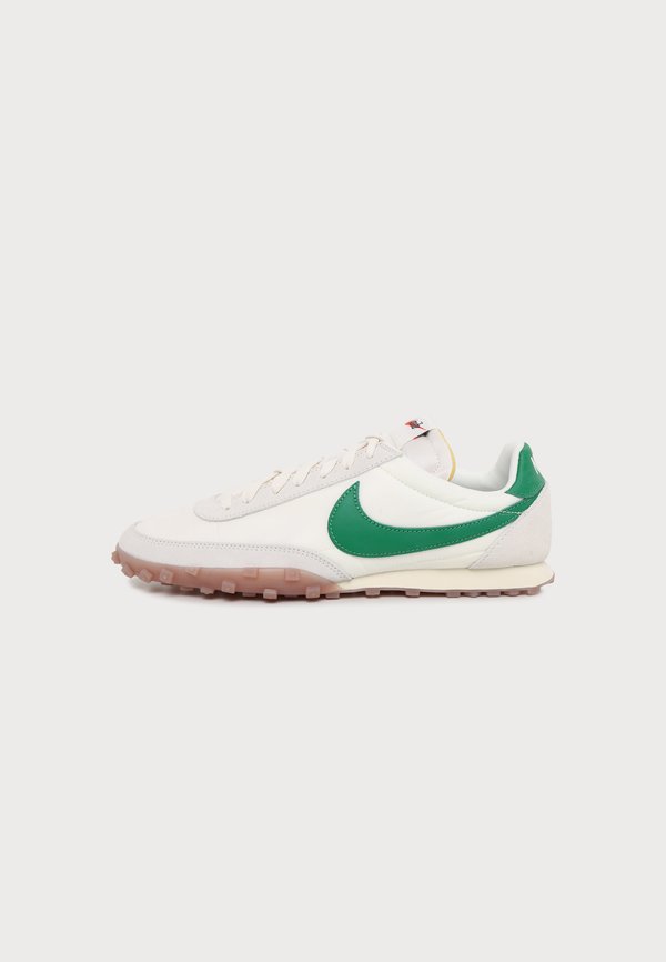 Nike Sportswear WAFFLE RACER '26 - Trainers - sail/pine green/beach gum/med brown