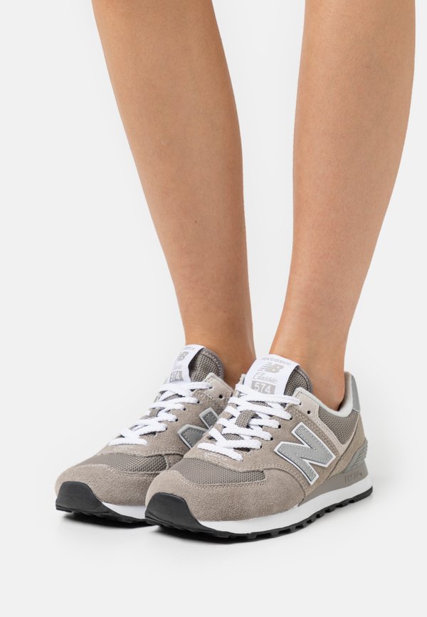 New Balance W574