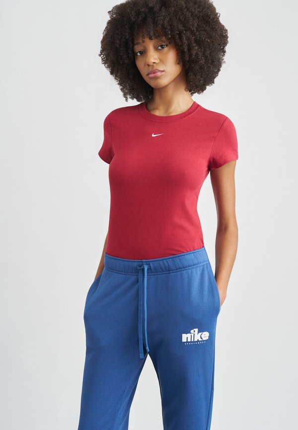 Nike Sportswear Basic T-shirt - team crimson/white