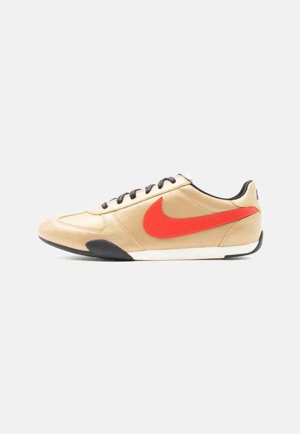 Nike Sportswear SPRINT SISTER 2026 - Trainers - metallic gold-coloured/midnight navy/light crimson/black/sail/white
