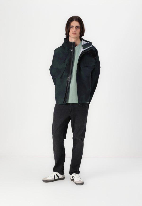 BOILER ROOM JACKET UNISEX