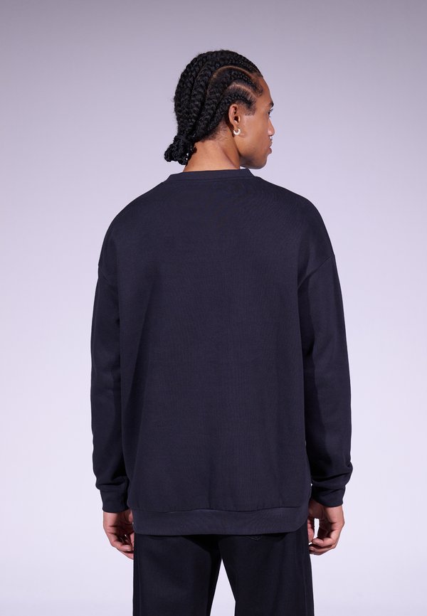 YOURTURN by Zalando RELAXED FIT SWEATSHIRT