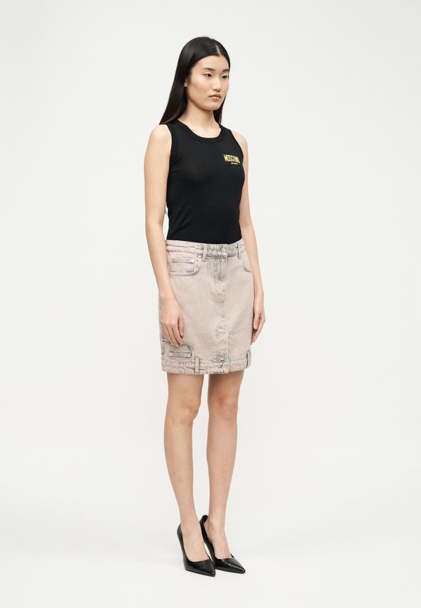 MOSCHINO JEANS