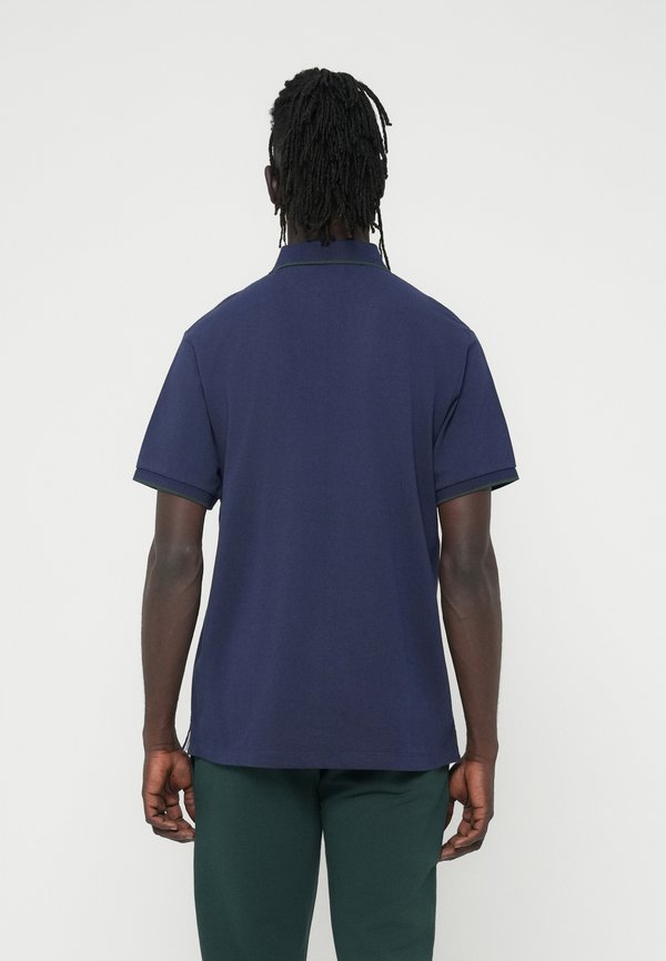 Hackett London