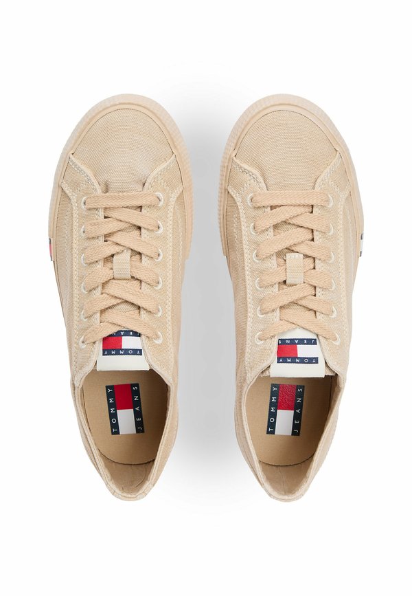 Tommy Jeans ARCHIVE FLAG