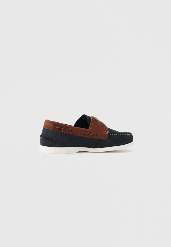 Dune London BAMBBIE