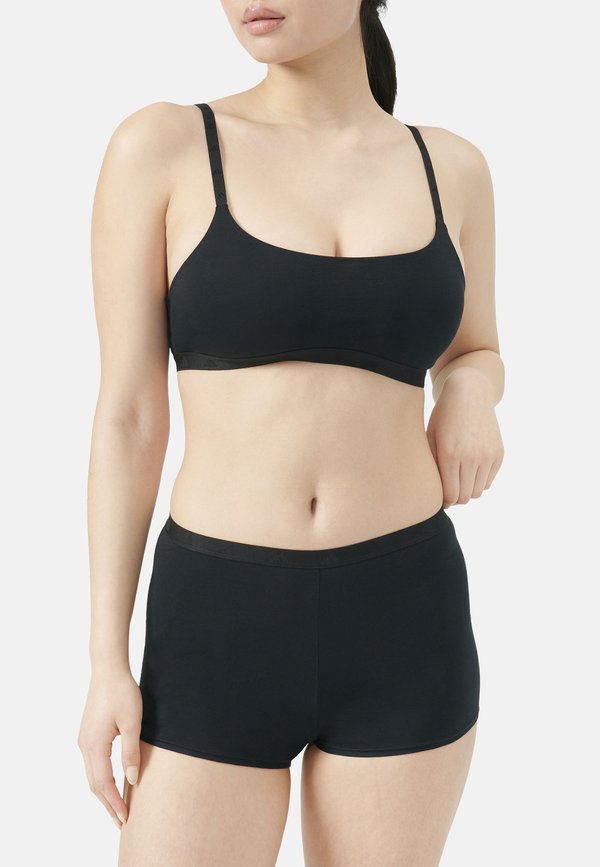 adidas Sportswear Boyshorts - black