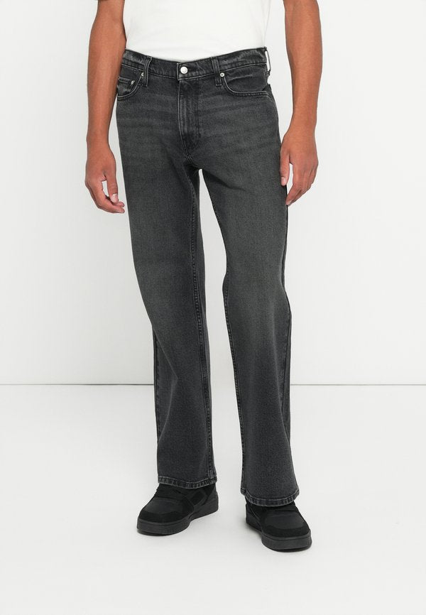 Hollister Co.
