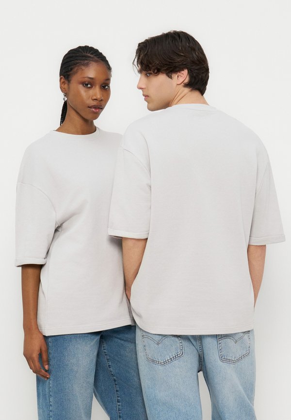 YOURTURN by Zalando HEAVYWEIGHT OVERSIZED FIT TURN UP TERRY