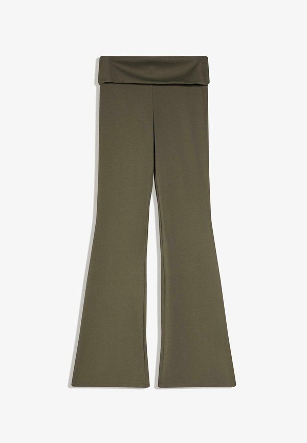 Bershka TROUSERS - Trousers - green