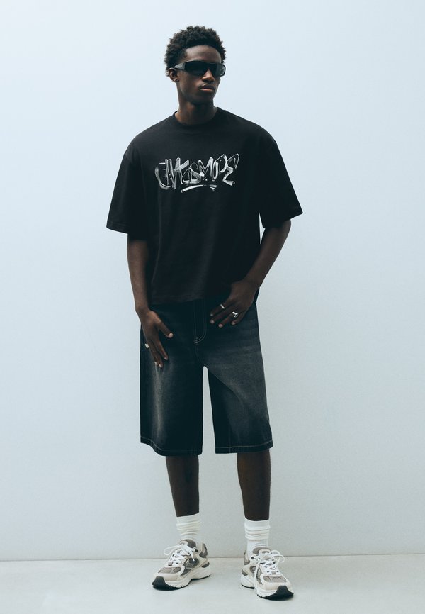 Bershka GRAFITTI BOXY - TSHIRT - Print T-shirt - black