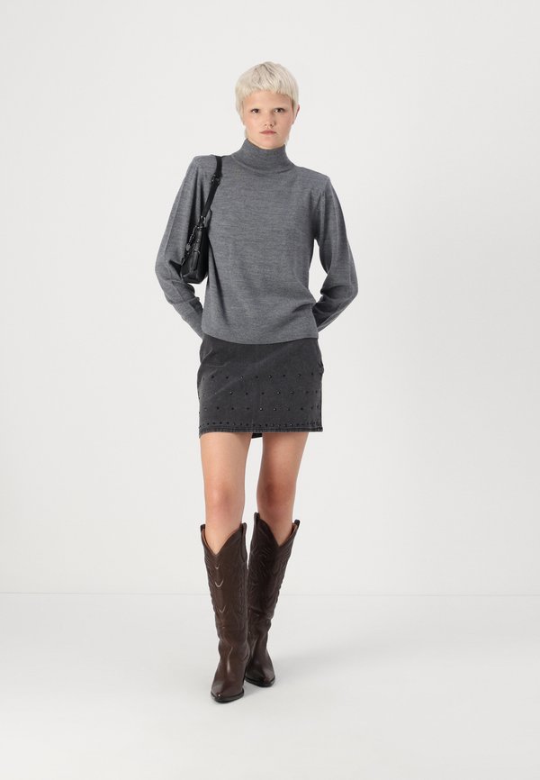 VILA VIAGNES TURTLE NECK PULLOVER