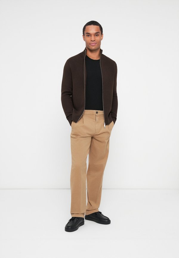 Selected Loose fit 220