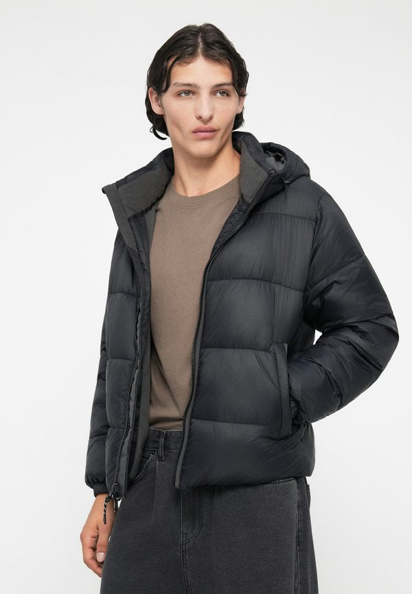Abercrombie & Fitch AIRCLOUD HOODED PUFFER