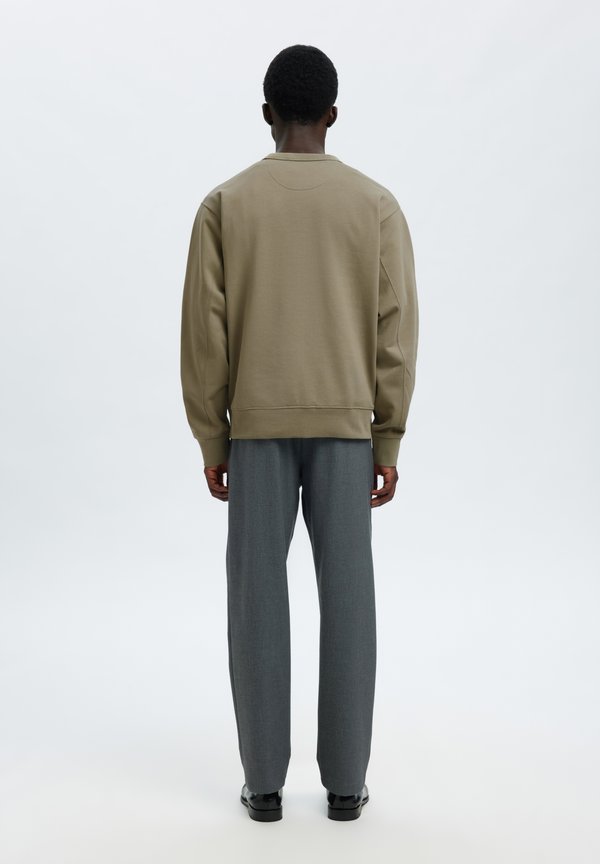 Selected SLHRELAXLUKE LS SWEAT CREW NECK NOOS