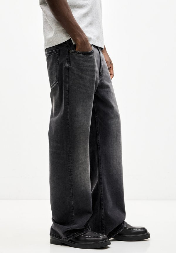 PULL&BEAR FLARED