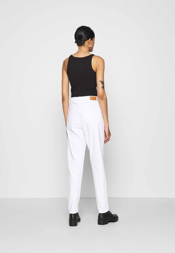 BDG Urban Outfitters MOM