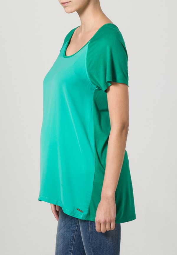 Esprit Maternity