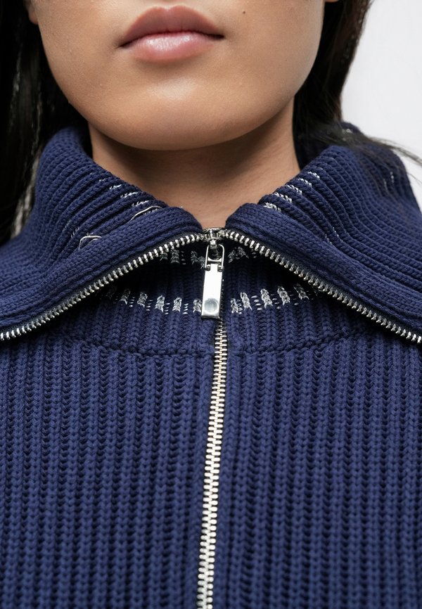 MAX&Co. MCOQUINOA STRICKJACKE