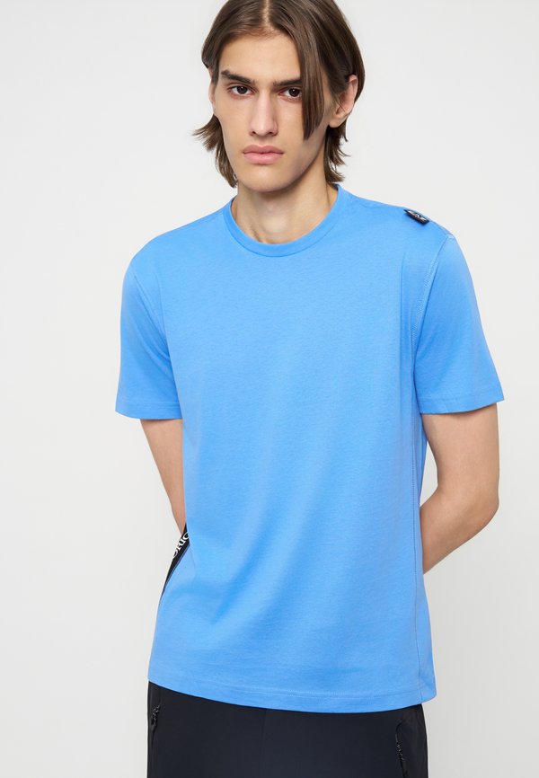 EA7 Emporio Armani T-SHIRT