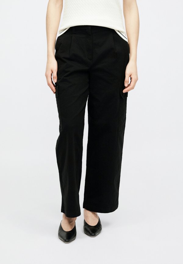 Calvin Klein Jeans  EWAIST