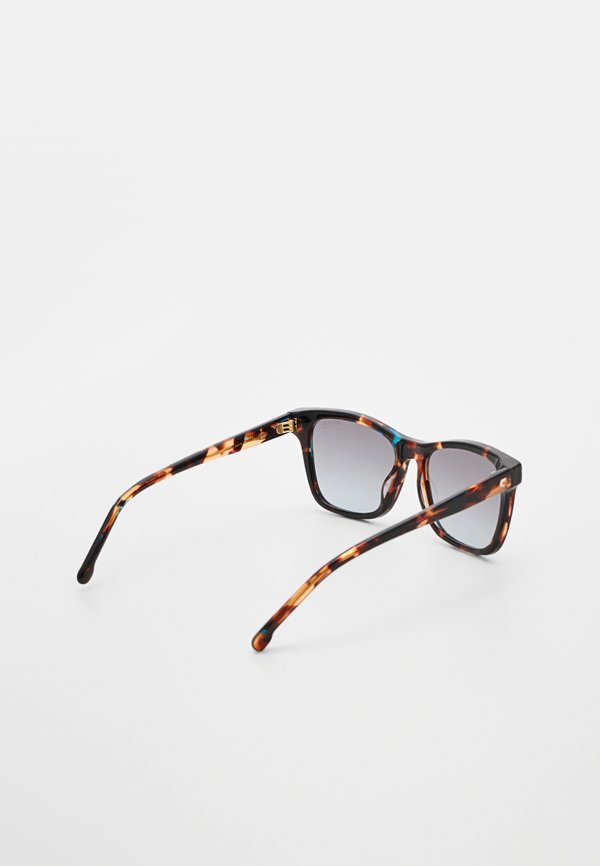 Carrera