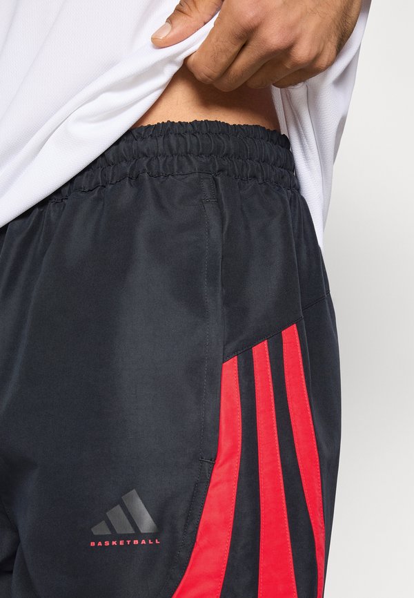 adidas Performance WOVEN SHORT UNISEX