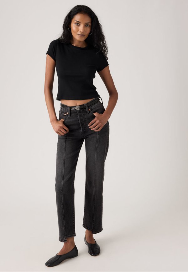 Levi's® RIBCAGE ANKLE SEAMED EDGE