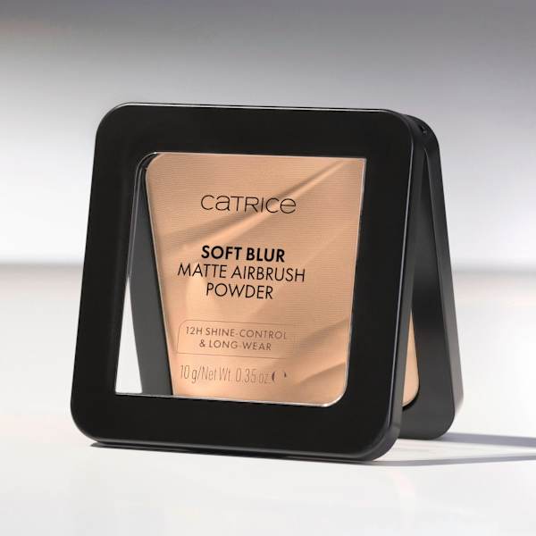 Puder Soft Blur Matte Airbrush 020N CATRICE