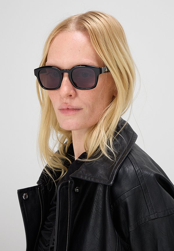 Vivienne Westwood ARTHUR