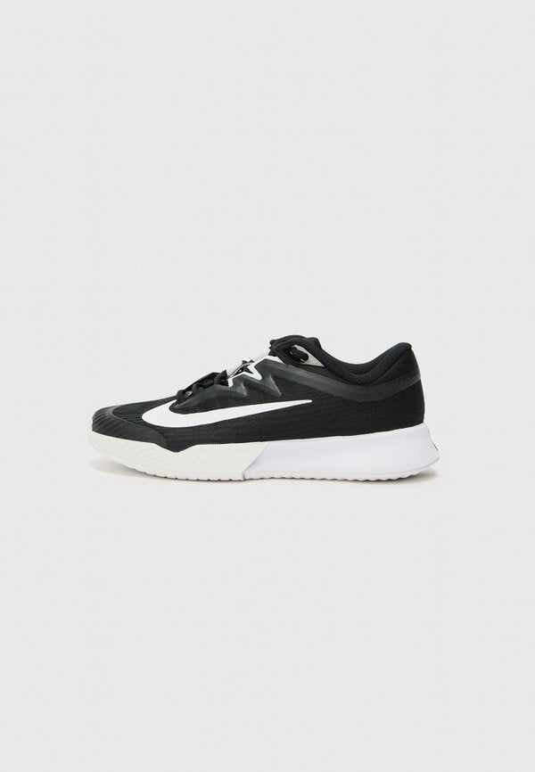 Nike Performance ZOOM VAPOR PRO 3 - Multicourt tennis shoes - black/white