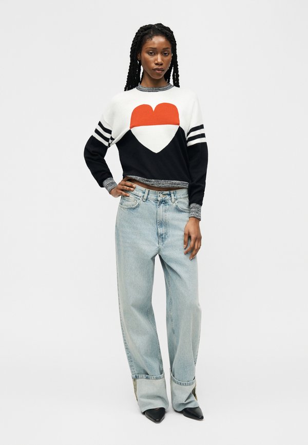 MOSCHINO JEANS