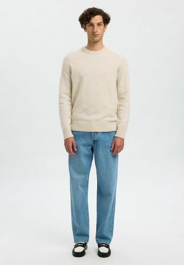 Selected SLMRAI LS KNIT CREW NECK NOOS