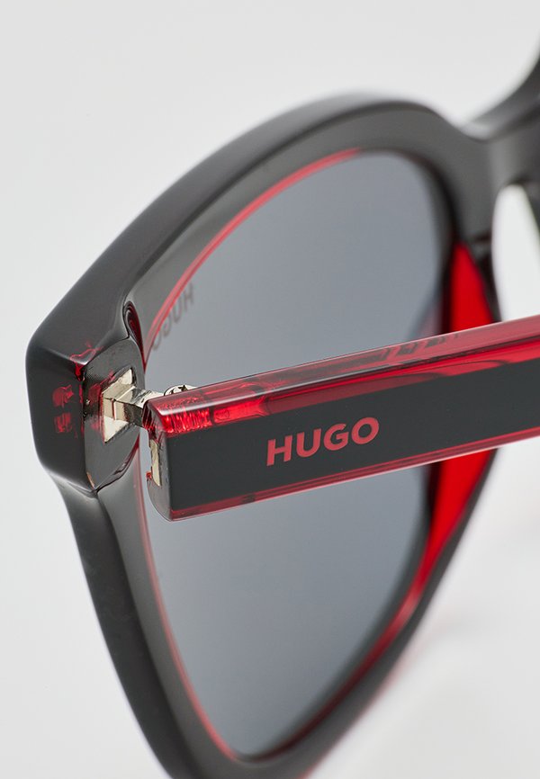 HUGO